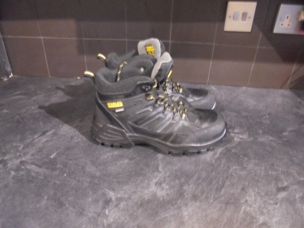 stanley fatmax work boots